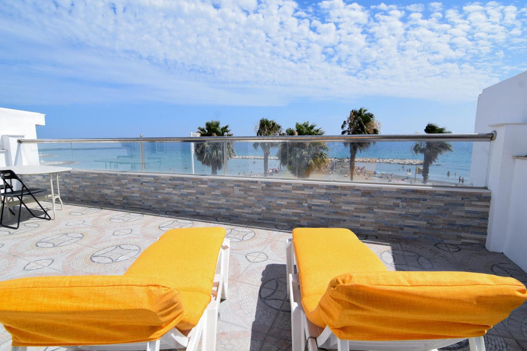 Letmalaga Cremades Seaside Lägenhet Exteriör bild
