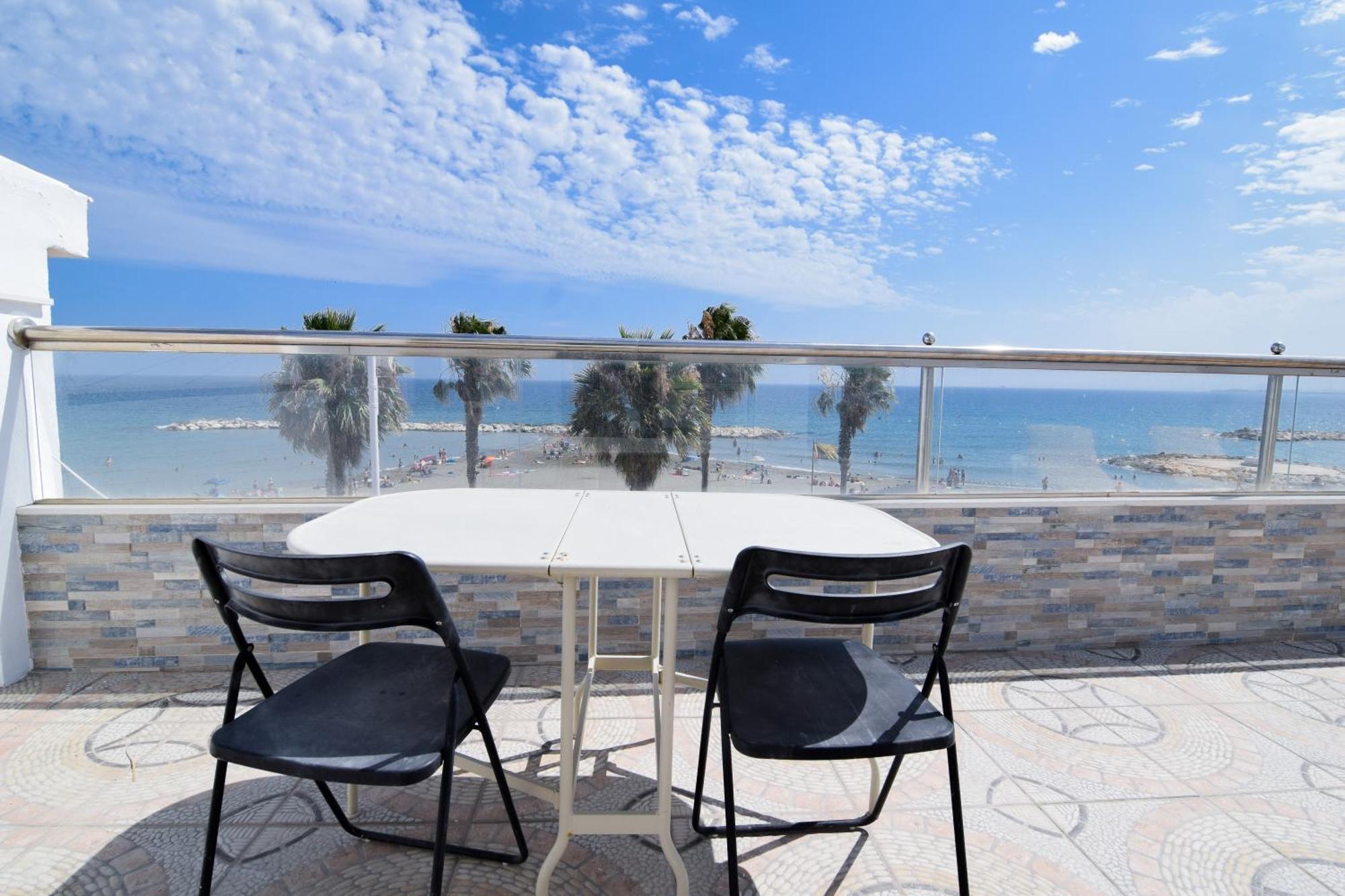 Letmalaga Cremades Seaside Lägenhet Exteriör bild