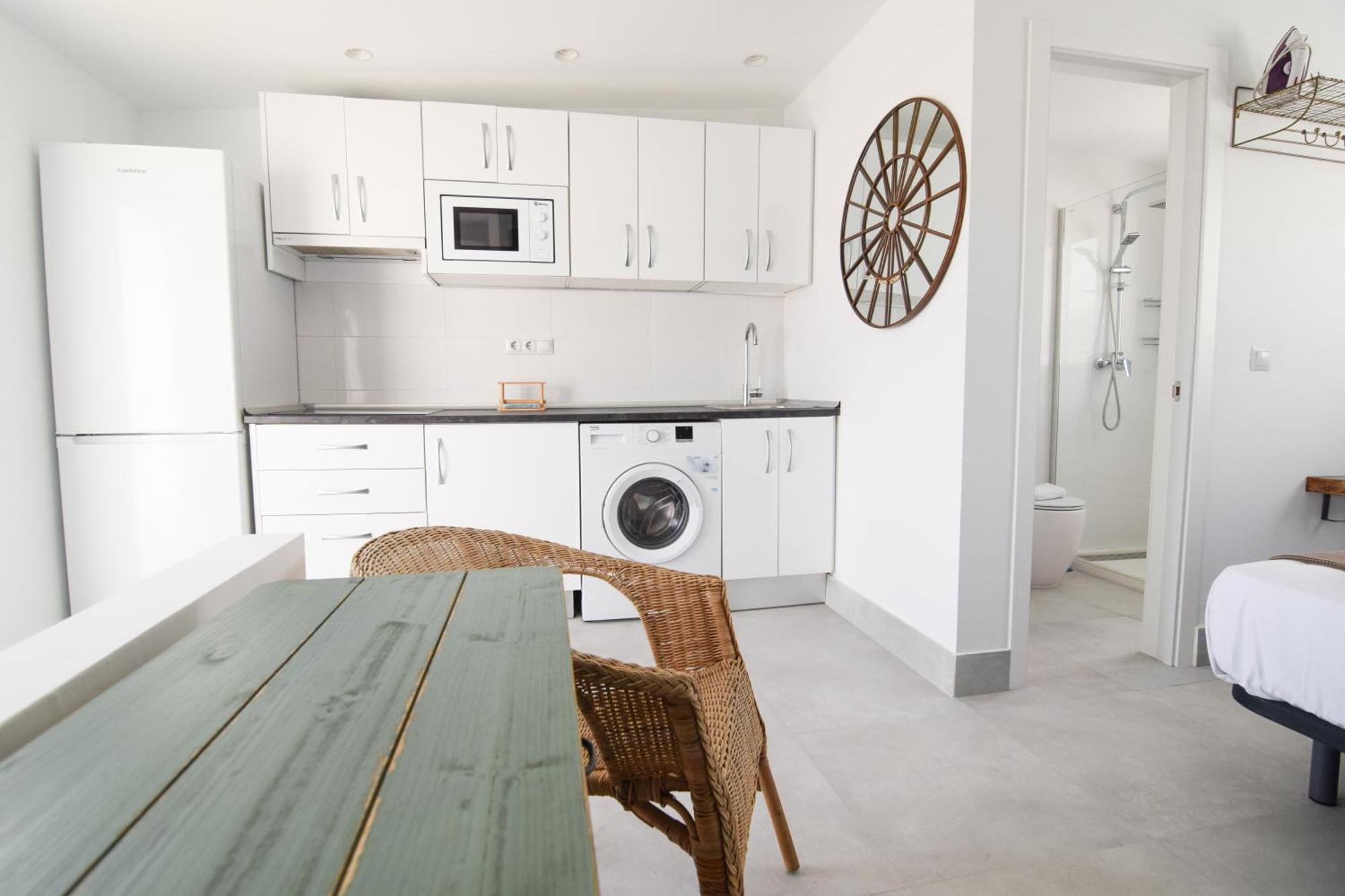Letmalaga Cremades Seaside Lägenhet Exteriör bild